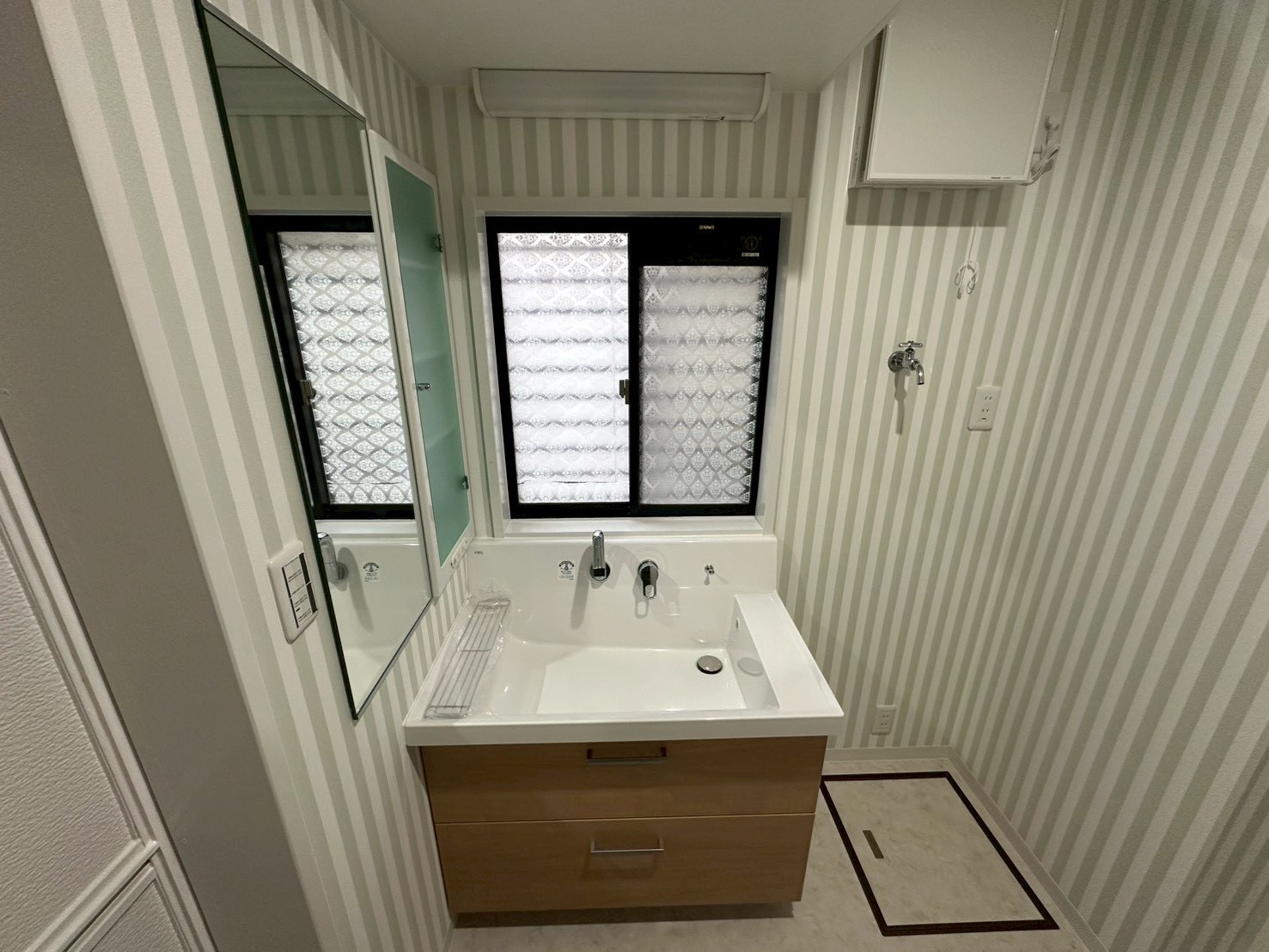 【堺市・和泉市・高石市】堺市西区B様邸 洗面所ﾘﾌｫｰﾑ工事